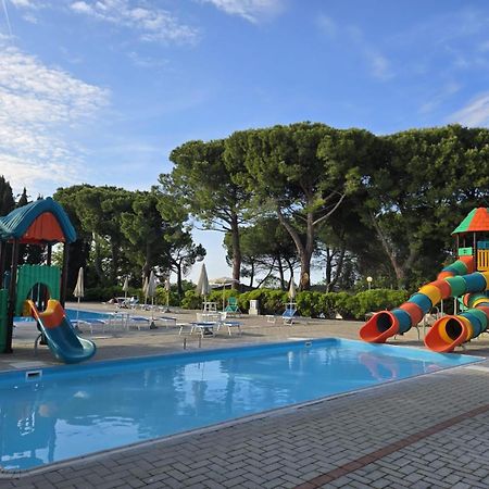 San Costanzo Camping Village Mar Y Sierra מראה חיצוני תמונה