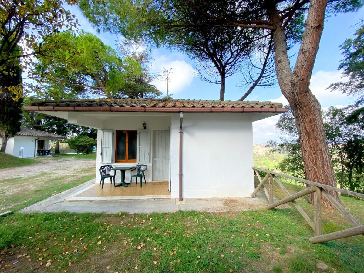 San Costanzo Camping Village Mar Y Sierra מראה חיצוני תמונה