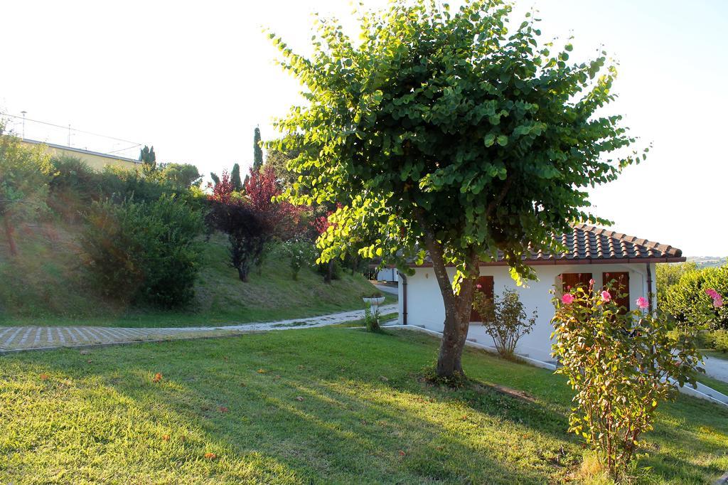 San Costanzo Camping Village Mar Y Sierra מראה חיצוני תמונה