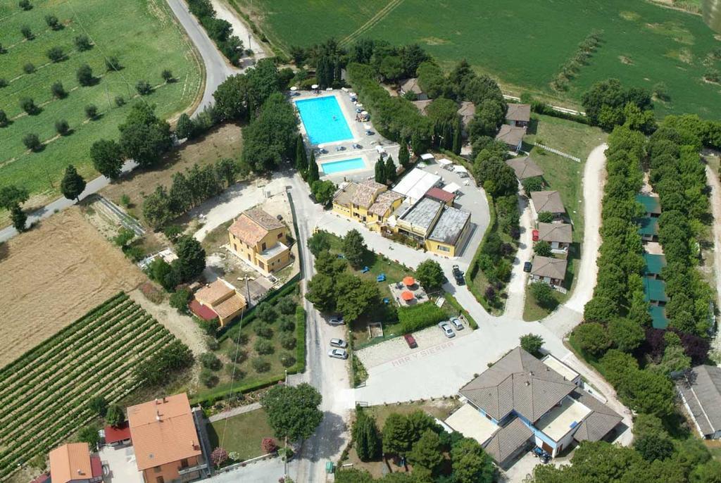San Costanzo Camping Village Mar Y Sierra מראה חיצוני תמונה