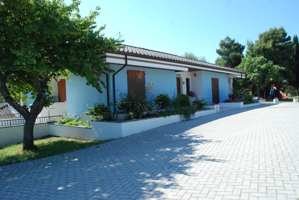 San Costanzo Camping Village Mar Y Sierra מראה חיצוני תמונה