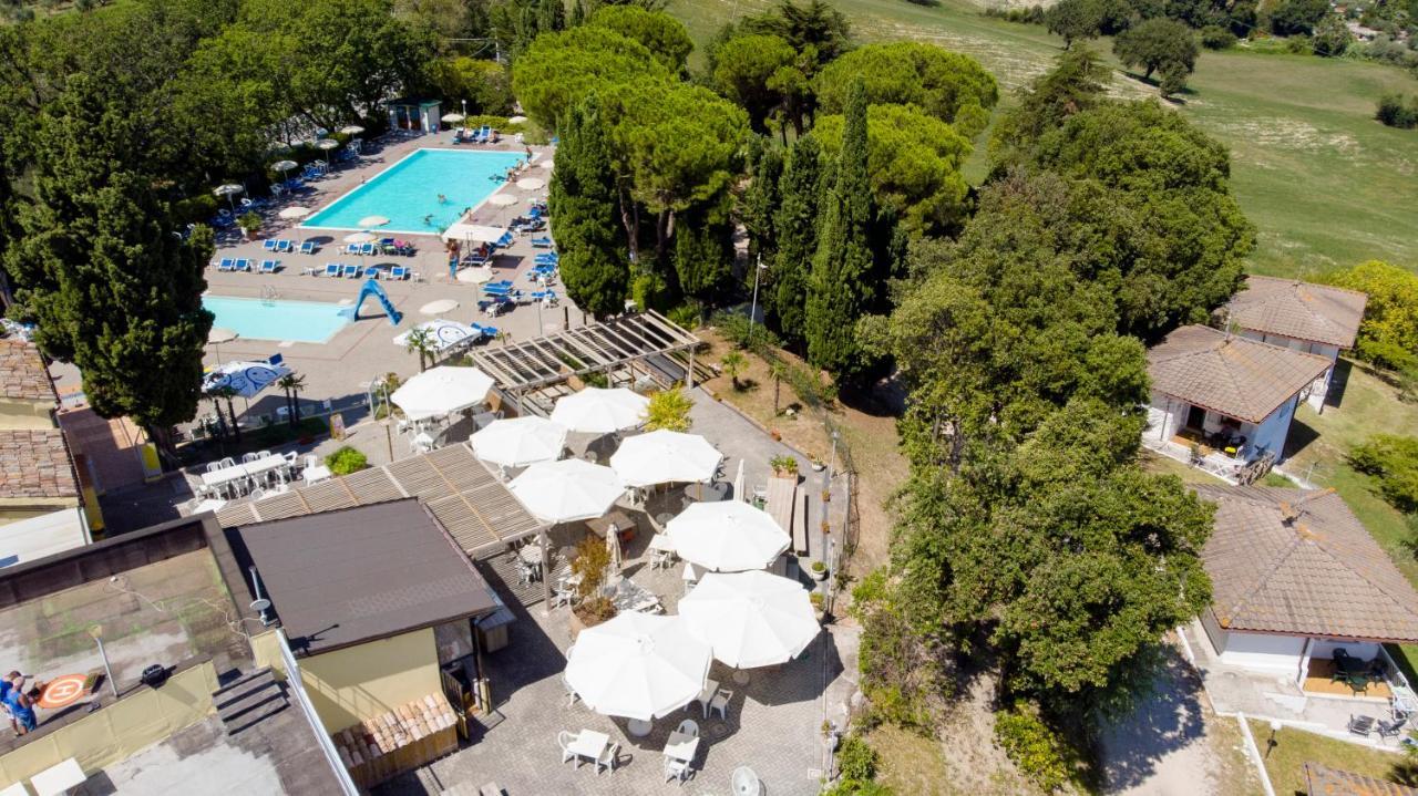 San Costanzo Camping Village Mar Y Sierra מראה חיצוני תמונה